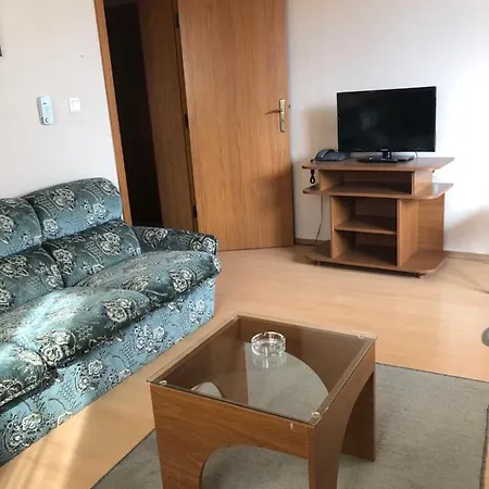 بيت شباب Relax