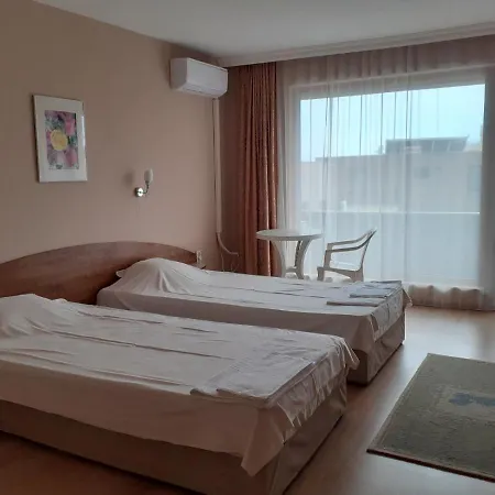 Relax بيت شباب