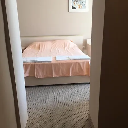 بيت شباب Relax