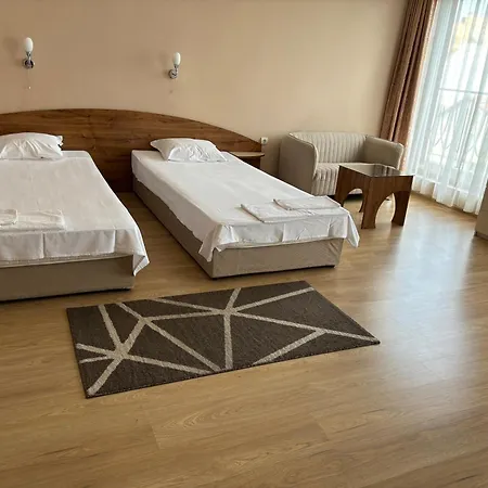 Relax Hotel