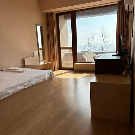 Relax Hotel